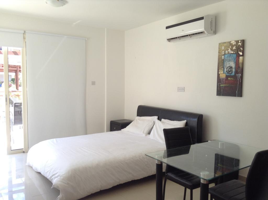 Adriana Holiday Resort Paphos Ruang foto